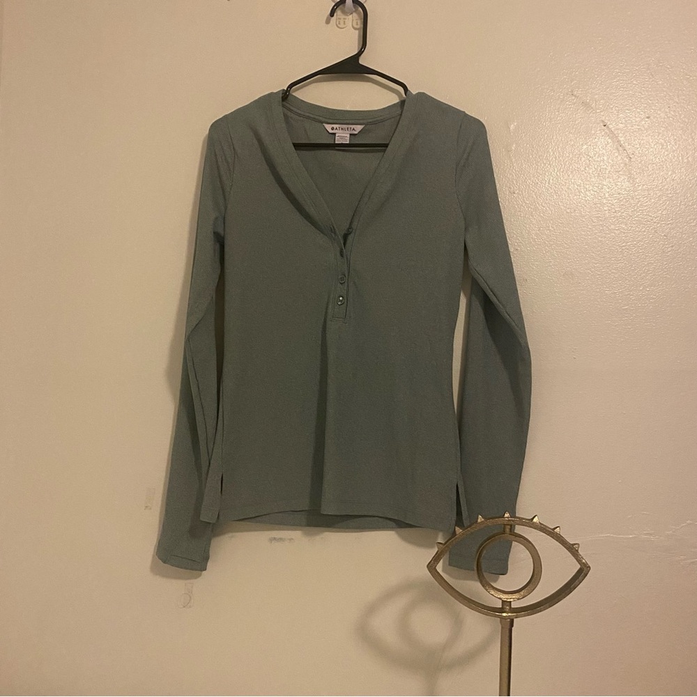 Women's Athleta Henley small